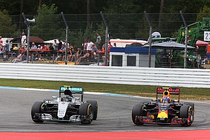 Verstappen et Rosberg, chacun son interprétation