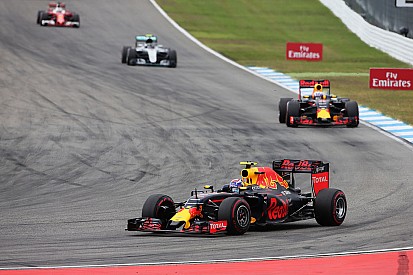 Verstappen defende punição a Rosberg: “teríamos batido”