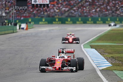 Vettel: "Ferrari weet wat het moet doen om seizoen om te draaien"