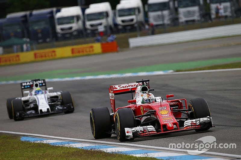 Vettel: Strateji kararı benim hatamdı