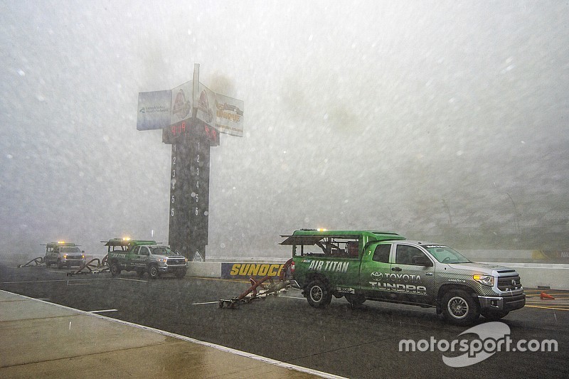 Chuva faz NASCAR adiar etapa de Pocono