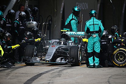 „Passiert eben manchmal“: Kuriose Stoppuhr-Panne bei Nico Rosberg und Mercedes