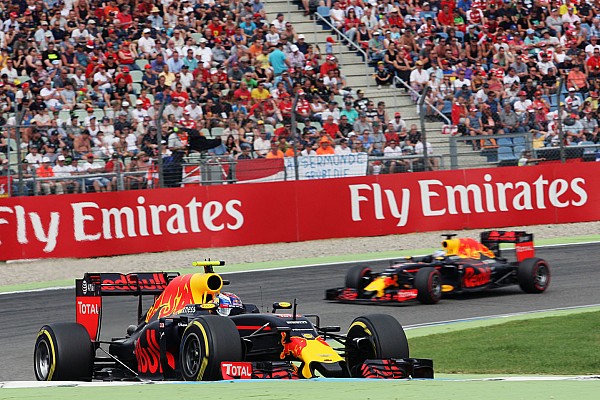 Horner: "Verstappen demonstrou que pensa na equipe"