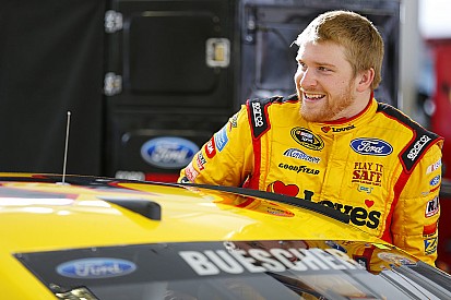 Chris Buescher logra su primera victoria en NASCAR