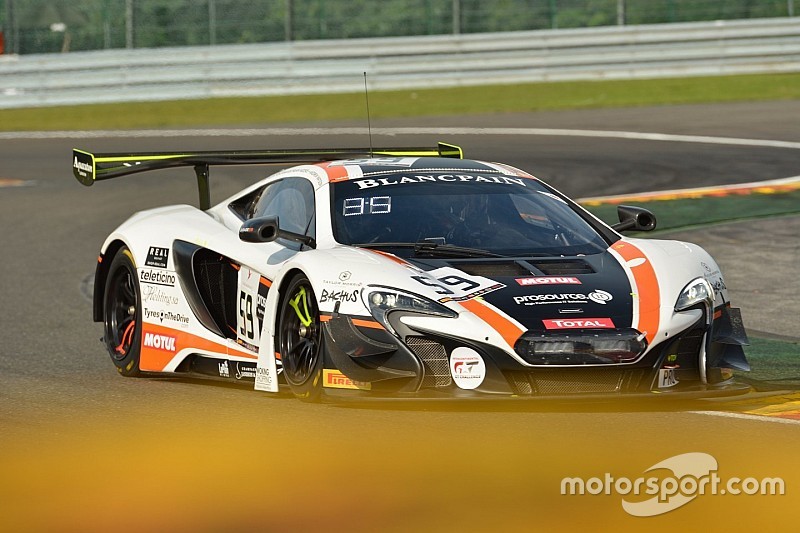 #59 Garage 59, McLaren 650 S GT3: Struan Moore, Alex Fontana, Andrew Watson