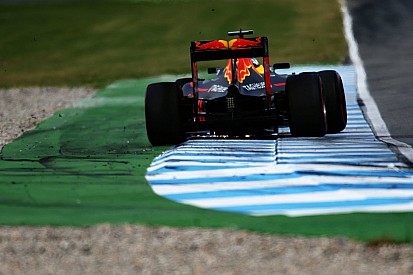 Horner: "Track limits? La F.1 ha bisogno di una soluzione semplice"