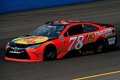 Martin Truex Jr. verlängert bei Furniture Row Racing