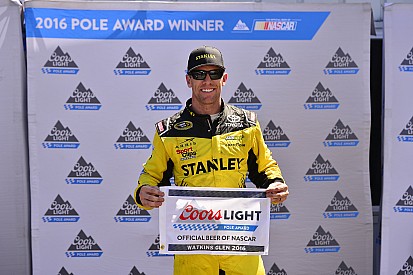 Edwards é pole em Glen e "varre" quali da NASCAR no misto