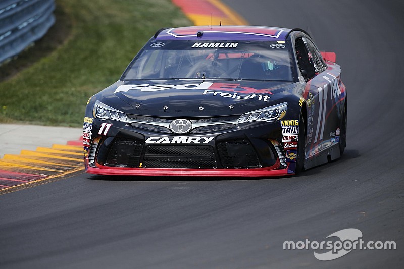 Primo centro per Denny Hamlin su uno stradale a Watkins Glen