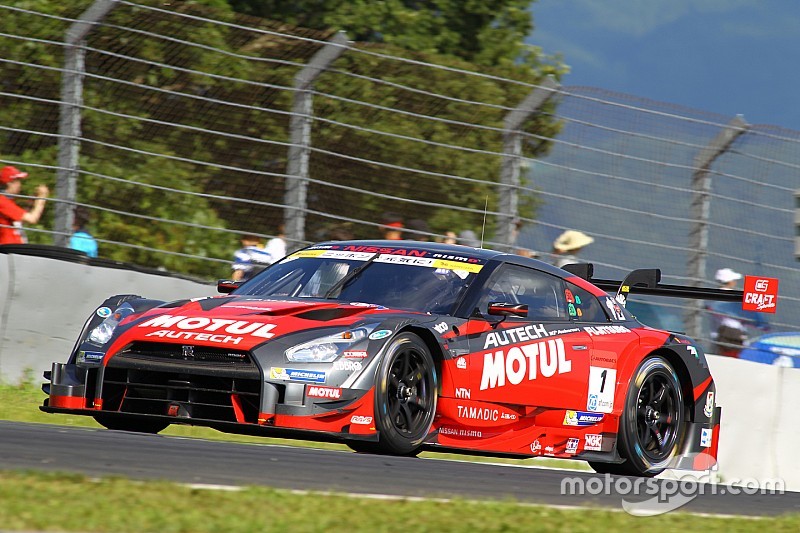 #1 MOTUL AUTECH GT-R