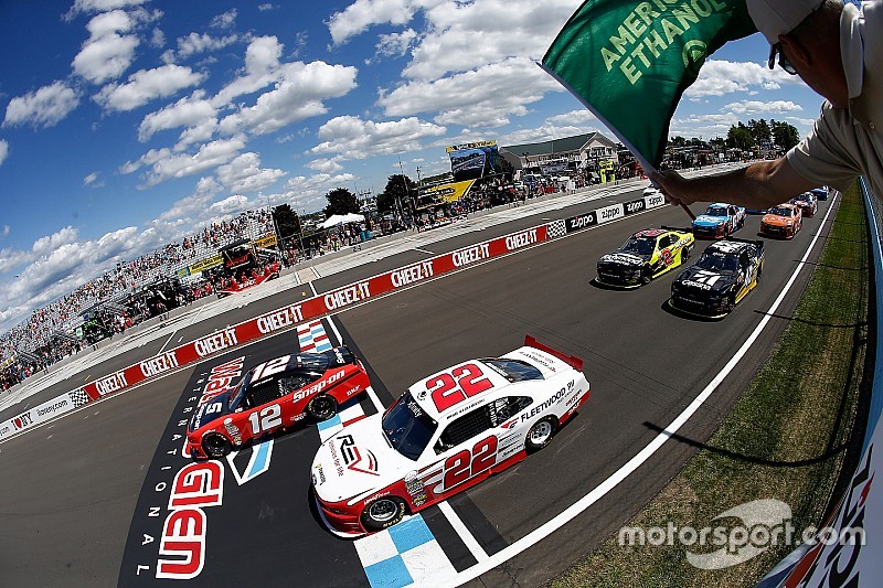 Penske volta a ter dois carros na Xfinity Series em 2017