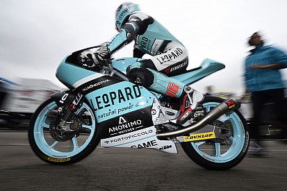 Joan Mir supera Brad Binder e marca 1ª pole da carreira
