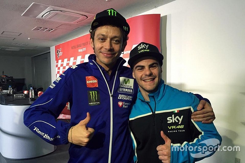 Fenati, expulsado del equipo de Valentino Rossi por indisciplina