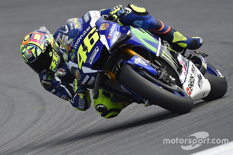 Rossi: “Estoy contento por Iannone, es un paso importante en su carrera”