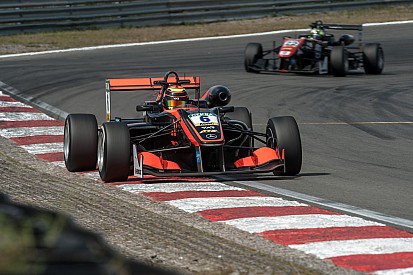 Masters F3: Ilott conquista la pole per la Qualifying race