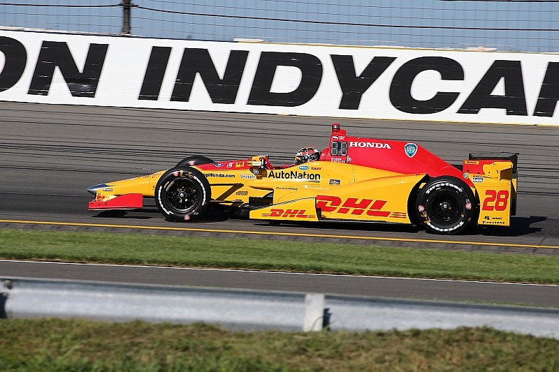 Vídeo: Hunter-Reay bate a mais de 330 km/h em Pocono