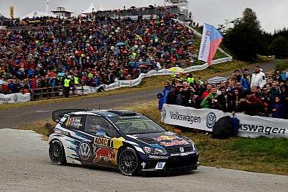 Ogier termina el sábado en Alemania como líder y Sordo en el podio