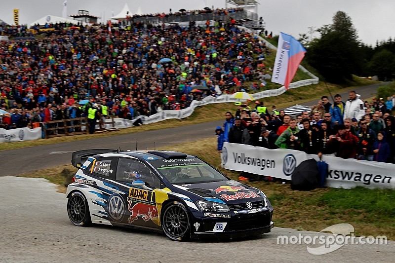 Ogier termina el sábado en Alemania como líder y Sordo en el podio