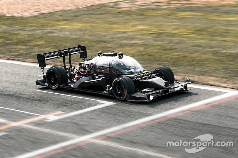Zelfrijdende Roborace ‘DevBot’ maakt deze week publieksdebuut