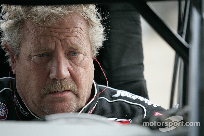 Sprint car legend Steve Kinser announces retirement