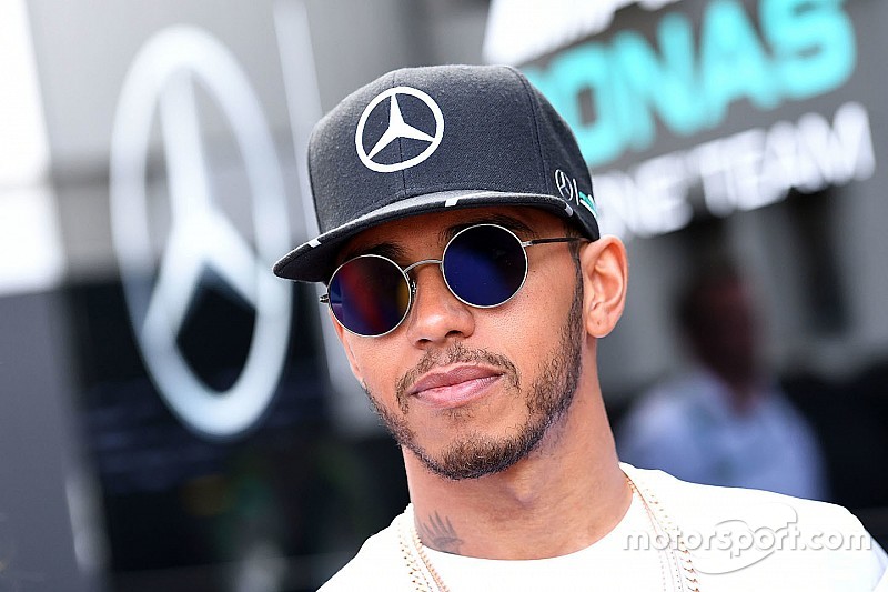 Lewis Hamilton, Mercedes AMG F1, mit der Presse