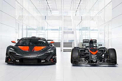 Une livrée F1 pour la McLaren P1 GTR