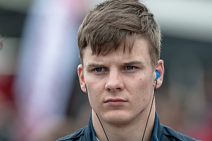 El piloto junior de Red Bull, Niko Kari, debutará en GP3