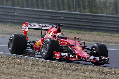 Vettel se ofrece a ayudar más con los Pirelli de 2017