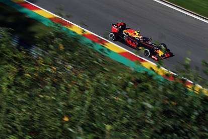 Com Mercedes simulando GP, Verstappen é mais rápido da sexta