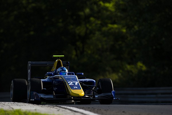 Хьюз стал лучшим в тренировке GP3