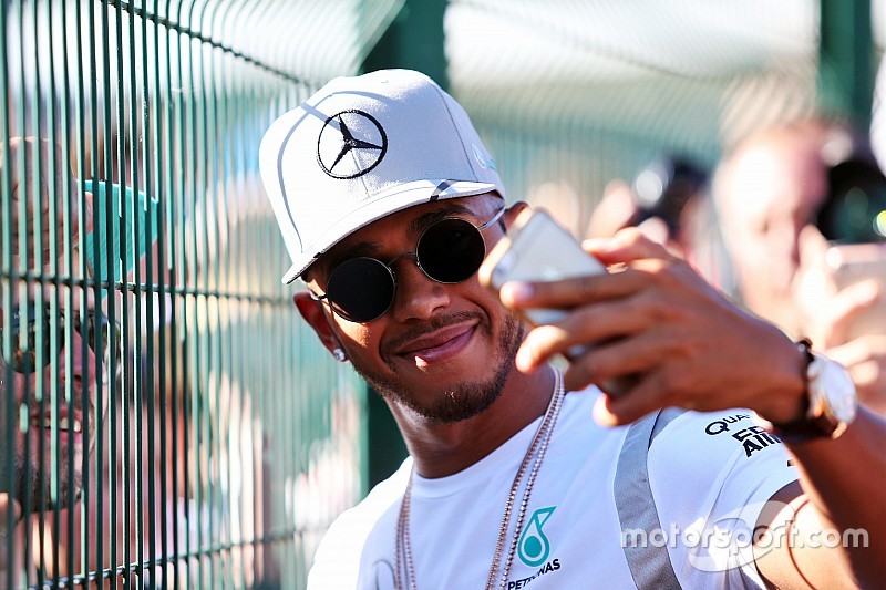 Hamilton: Sezonun geri kalanını "tertemiz" geçmeliyim