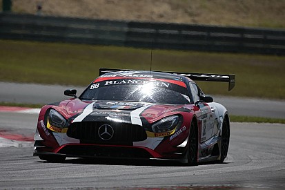 Felix Rosenqvist e la Mercedes centrano la pole all'Hungaroring
