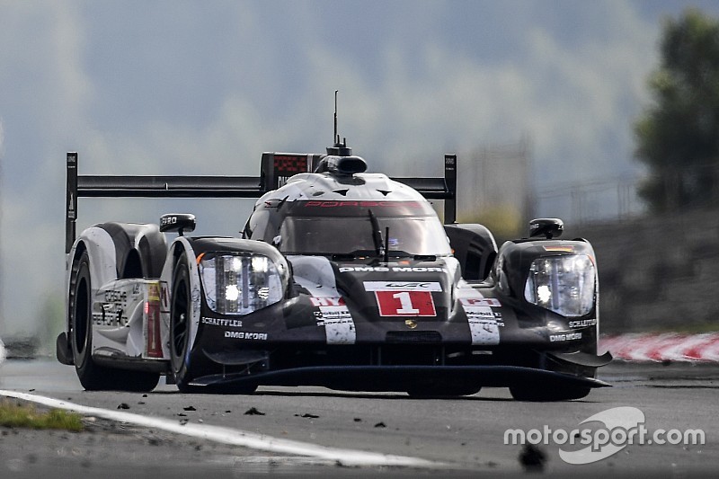 #1 Porsche Team Porsche 919 Hybrid: Timo Bernhard, Mark Webber, Brendon Hartley