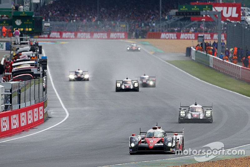 Le Mans 24 Jam: Toyota mengambil pimpinan setelah 2 jam
