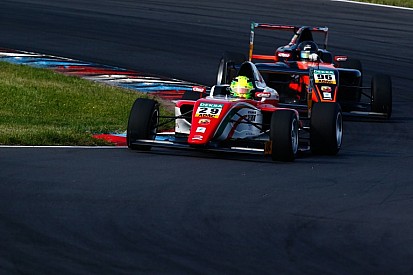 Második hellyel nyitott Mick Schumacher Mugellóban