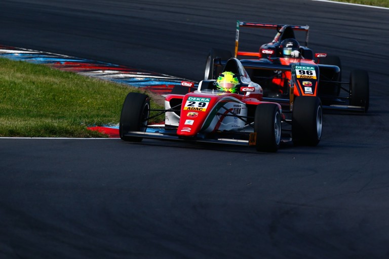 Második hellyel nyitott Mick Schumacher Mugellóban