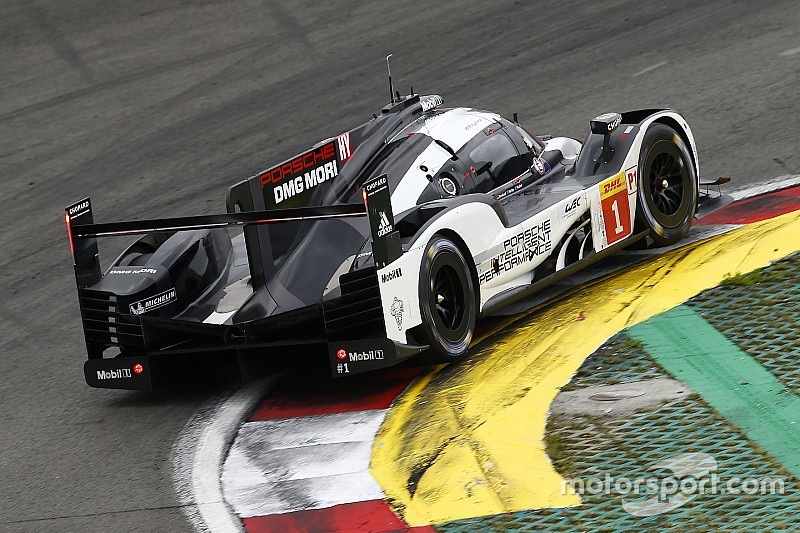 WEC Mexico: Porsche begint als snelste, stevige crash Toyota