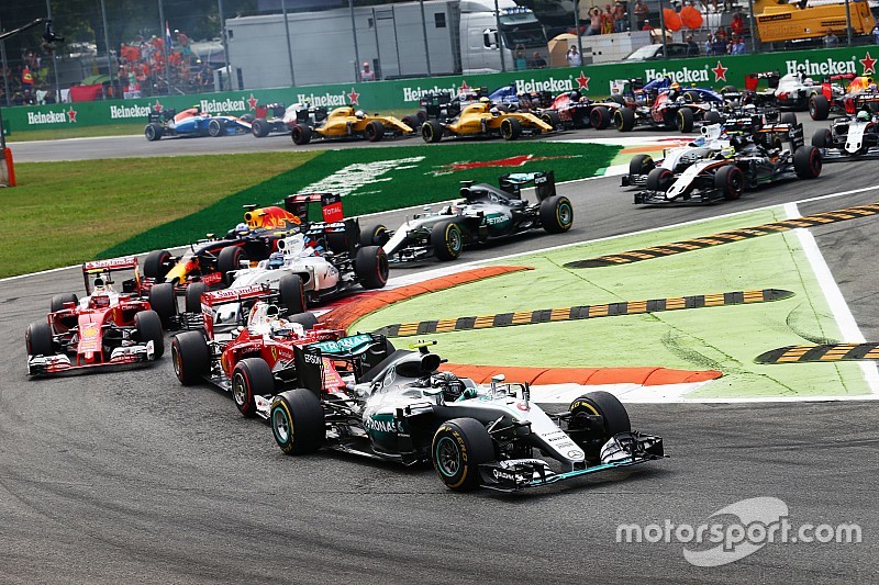Course - Départ gagnant pour Rosberg