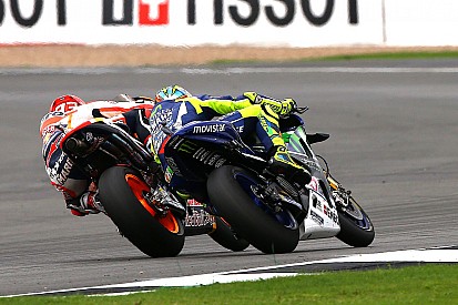 Márquez: “Este Marc no puede aparecer en muchas más carreras”
