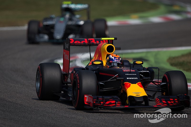 Verstappen: "La brutta partenza? Un errore del team"
