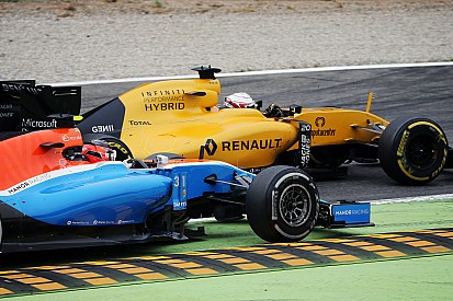 Abiteboul: "Ocon nog steeds belangrijke kandidaat voor Renault-zitje"