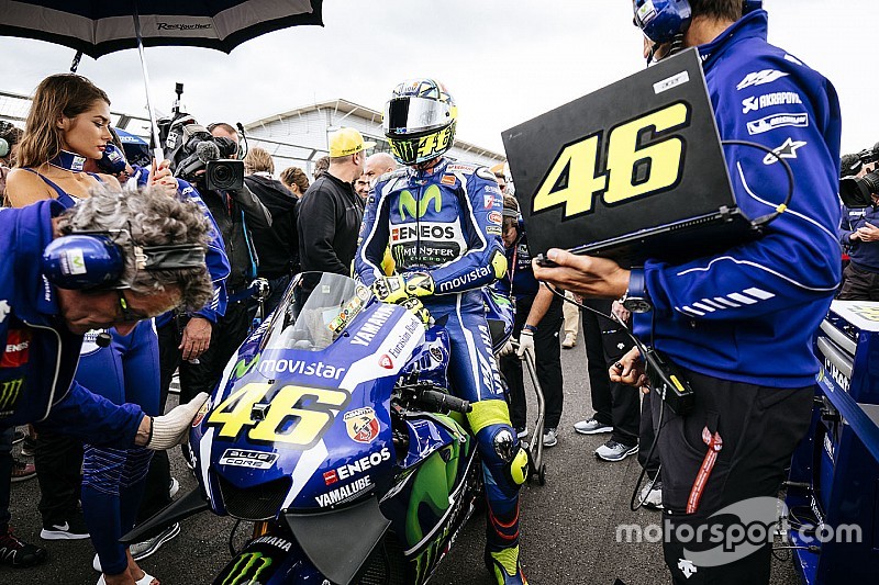 Para Rossi, atuação da Yamaha na Inglaterra foi pior do ano