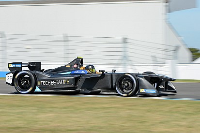 Vergne quebra recorde de Donington; di Grassi faz 3° tempo