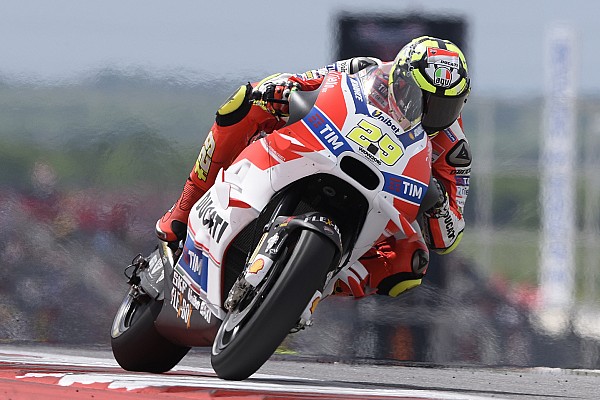 WUP MotoGP Austin: Lorenzo terjatuh, Iannone tercepat