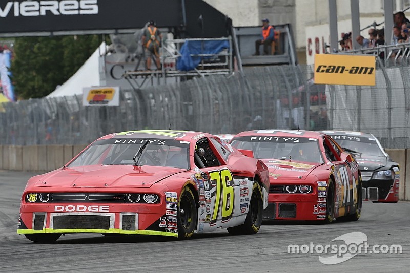 Prélude à la course de la série NASCAR Pinty’s à St-Eustache