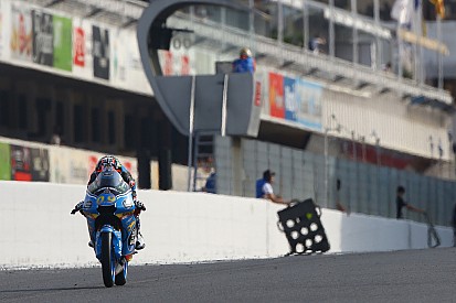 Moto3 Catalunya: Navarro kalahkan Binder