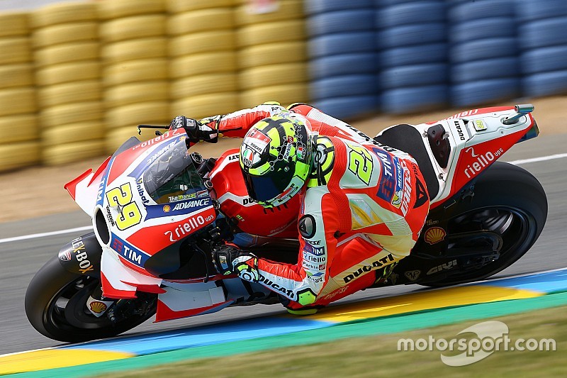 FP3 MotoGP Perancis: Iannone kalahkan Lorenzo 0,005 detik