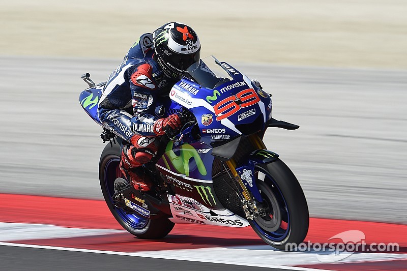 Lorenzo vuelve a la pole en casa de Rossi