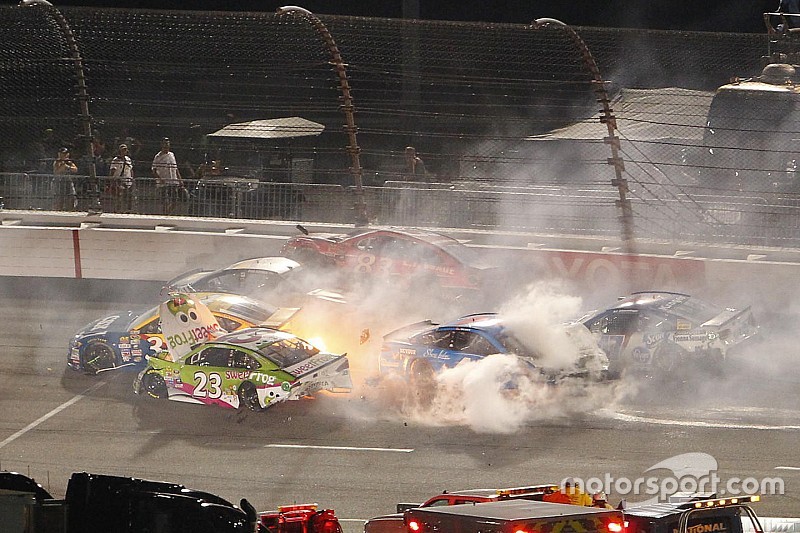 Ryan Newman nach Richmond-Crash: Tony Stewart "hat Probleme"