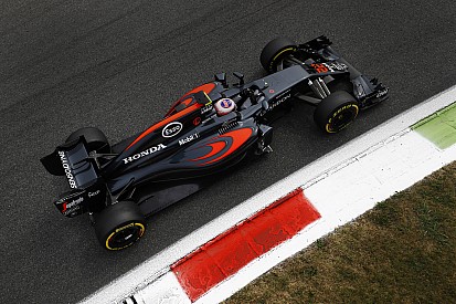 McLaren va développer la MP4-31 jusqu'à la fin de la saison